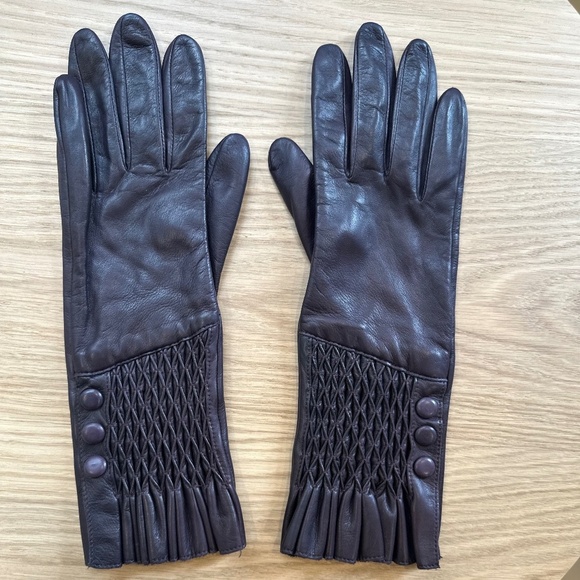 Purple Leather Gloves w/ Accordian Patterned Wrist Placket & Buttons - Size 7-8 - Picture 5 of 12